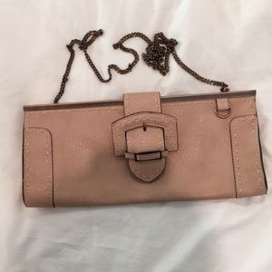 GUESS, clutch with shoulder chain